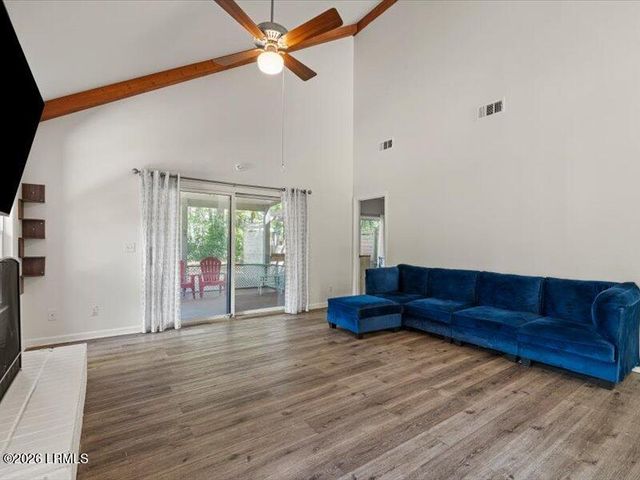 9 Chesterfield Lake Drive, Beaufort, SC 29906