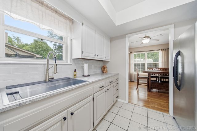 9611 N 107th East Place, Owasso, OK 74055