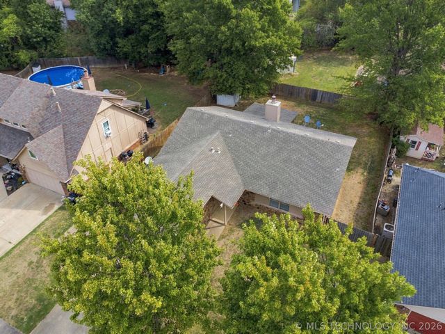 9611 N 107th East Place, Owasso, OK 74055