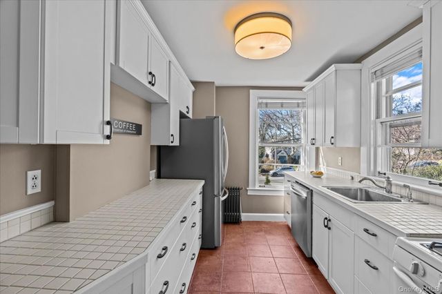 55-57 Chatsworth Avenue 57, Larchmont, NY 10538