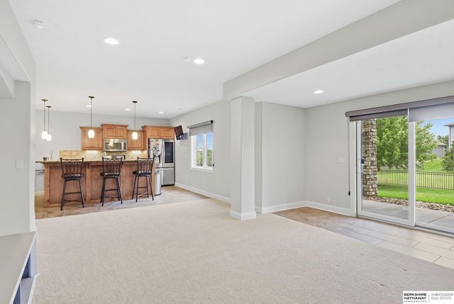 18664 Oregon Circle, Elkhorn, NE 68022