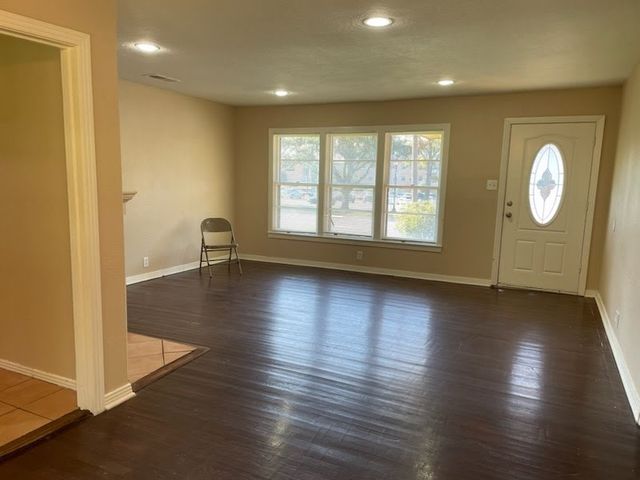 901 Uta Boulevard, Arlington, TX 76013