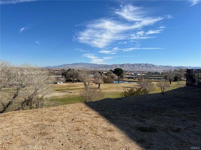 18257 Deauville Drive, Victorville, CA 92395