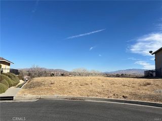 18257 Deauville Drive, Victorville, CA 92395