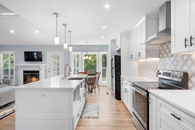 4909 Yorkshire Rd, Nashville, TN 37211