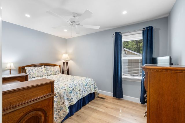 4909 Yorkshire Rd, Nashville, TN 37211