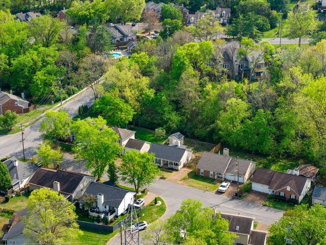 4909 Yorkshire Rd, Nashville, TN 37211