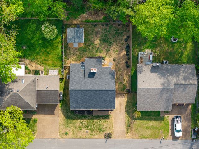 4909 Yorkshire Rd, Nashville, TN 37211