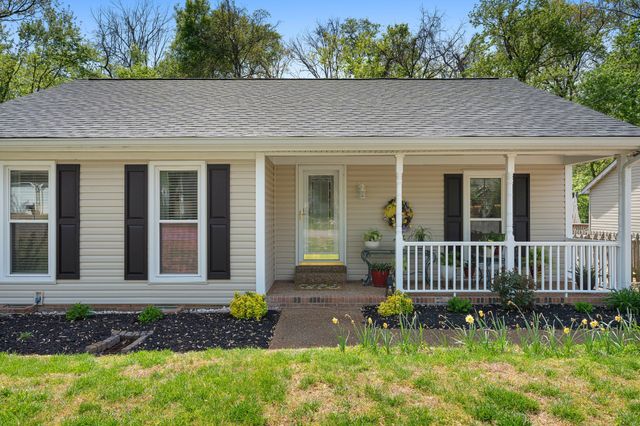 4909 Yorkshire Rd, Nashville, TN 37211