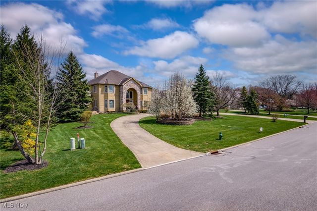 2603 Ginger Wren Road, Pepper Pike, OH 44124