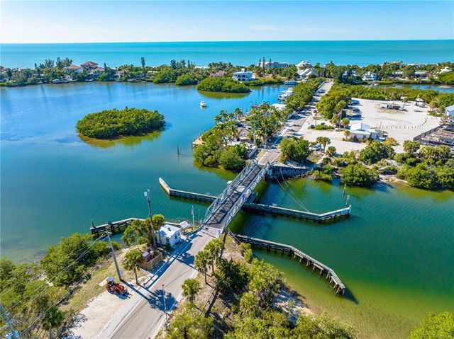 3929 WAYPOINT AVENUE, Osprey, FL 34229