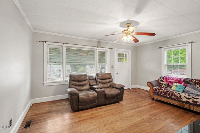 2006 N Ashland Drive, Burlington, NC 27217
