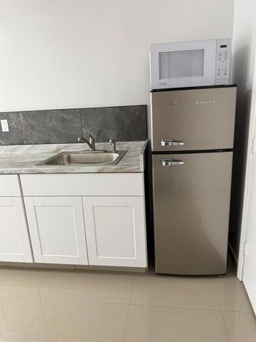 4700 SW 2nd Ter 1, Miami, FL 33134