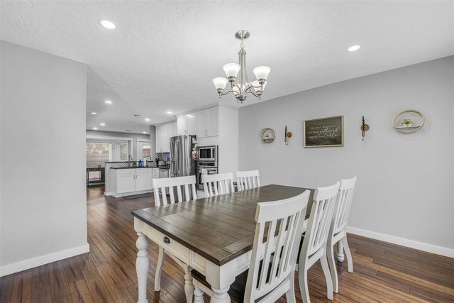 913 NW Becontree Dr, Lawton, OK 73505