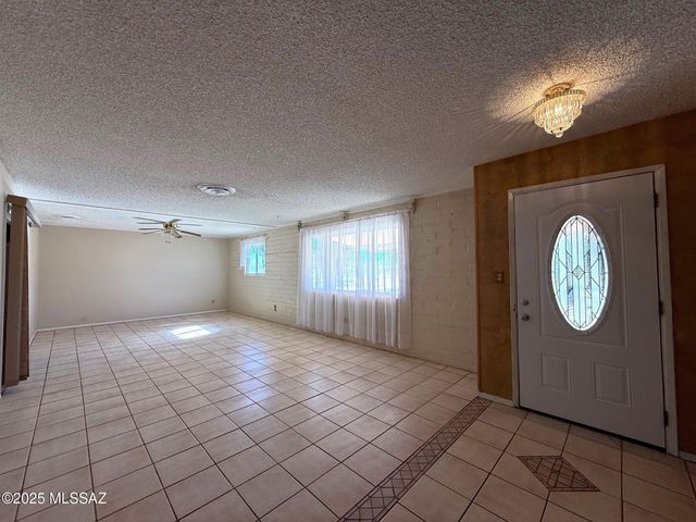 2856 W Trails End Road, Benson, AZ 85602