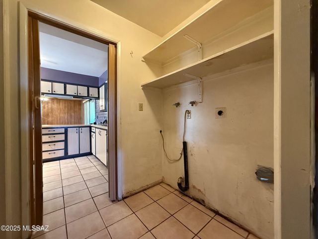 2856 W Trails End Road, Benson, AZ 85602