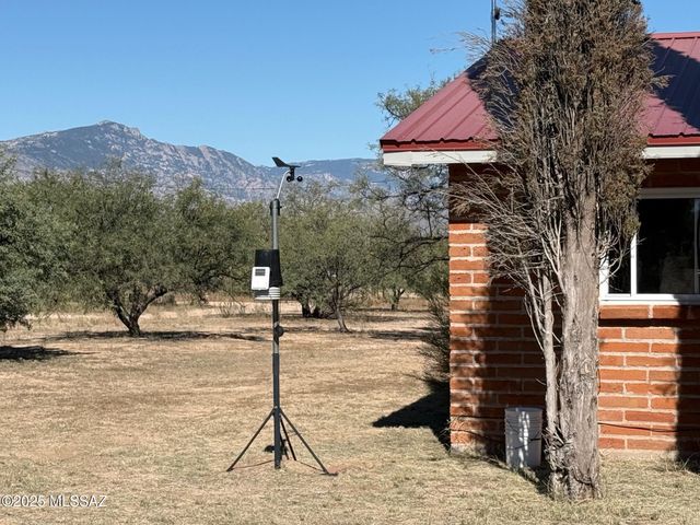 2856 W Trails End Road, Benson, AZ 85602