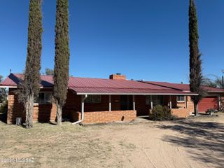 2856 W Trails End Road, Benson, AZ 85602