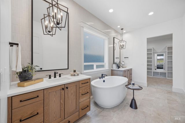 1910 E Adler Hof St, Meridian, ID 83642