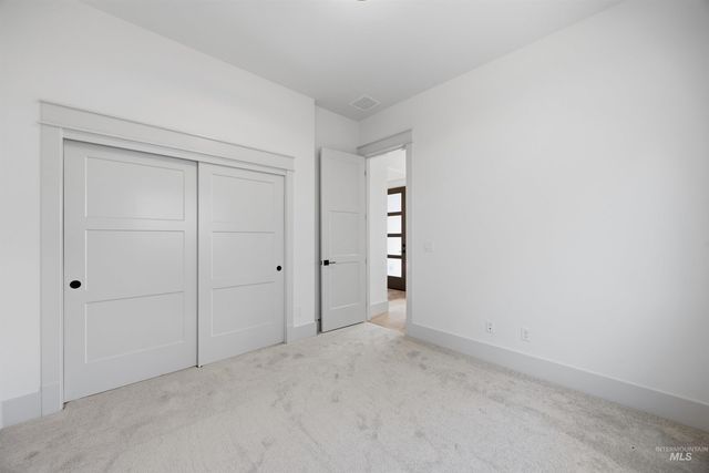 1910 E Adler Hof St, Meridian, ID 83642