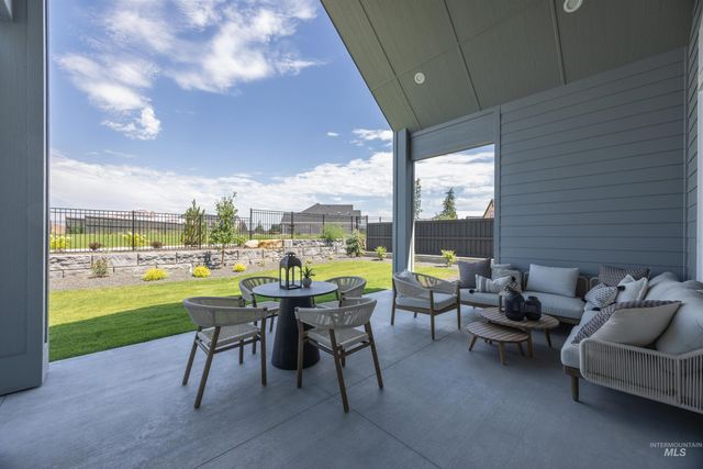 1910 E Adler Hof St, Meridian, ID 83642