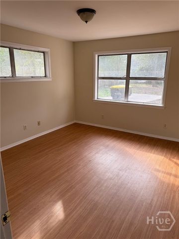 2101 Oakland Court A & B, Savannah, GA 31404