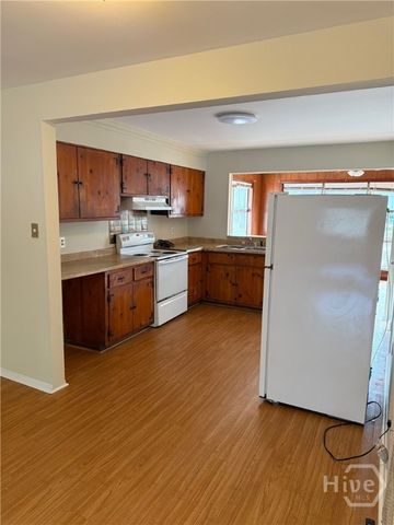 2101 Oakland Court A & B, Savannah, GA 31404