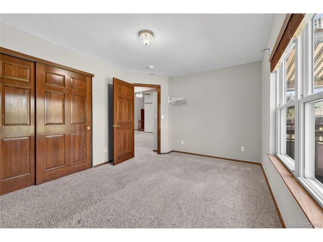 9823 Pebble Beach Ln, Lone Tree, CO 80124