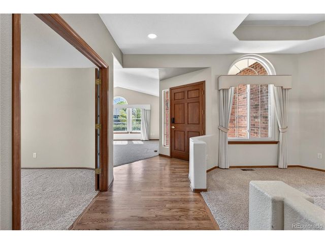 9823 Pebble Beach Ln, Lone Tree, CO 80124