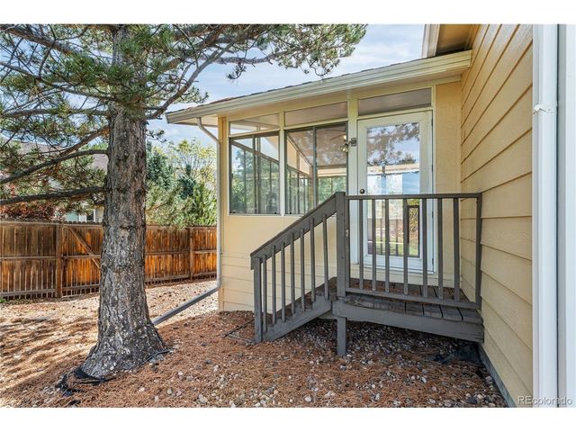 9823 Pebble Beach Ln, Lone Tree, CO 80124