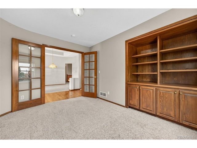 9823 Pebble Beach Ln, Lone Tree, CO 80124