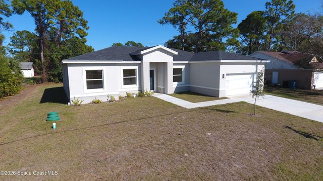1043 Walden Boulevard SE, Palm Bay, FL 32909