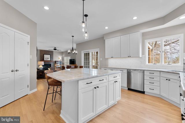 7070 GARDEN WALK, Columbia, MD 21044