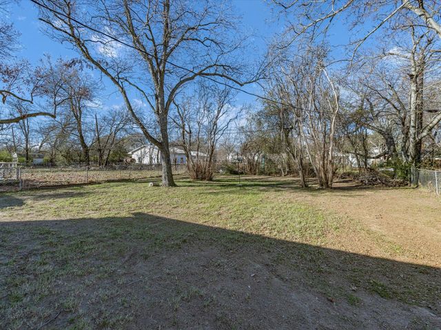 1400 Bennett Drive, Arlington, TX 76013