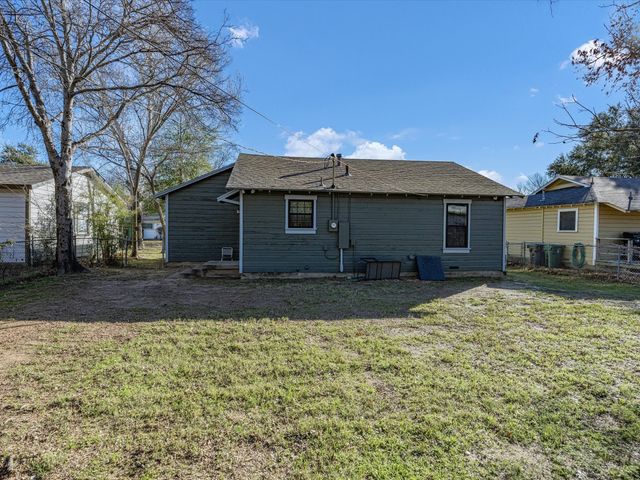 1400 Bennett Drive, Arlington, TX 76013