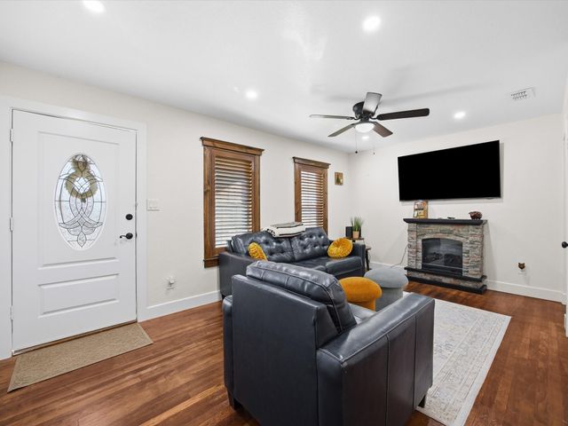 1400 Bennett Drive, Arlington, TX 76013