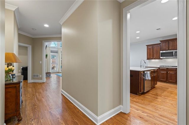 3010 Village Green Circle, Roswell, GA 30075