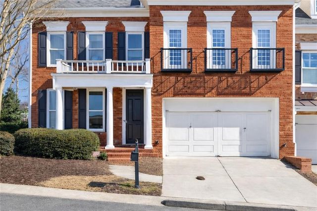 3010 Village Green Circle, Roswell, GA 30075