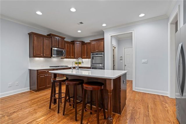 3010 Village Green Circle, Roswell, GA 30075