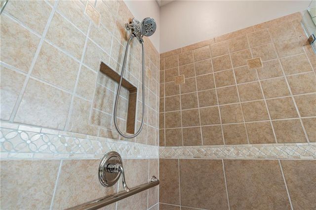 3010 Village Green Circle, Roswell, GA 30075