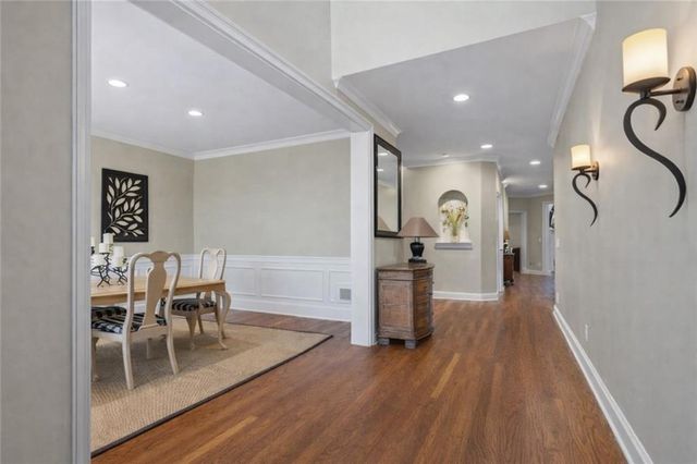 3010 Village Green Circle, Roswell, GA 30075