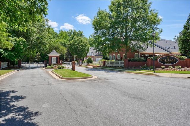 3010 Village Green Circle, Roswell, GA 30075