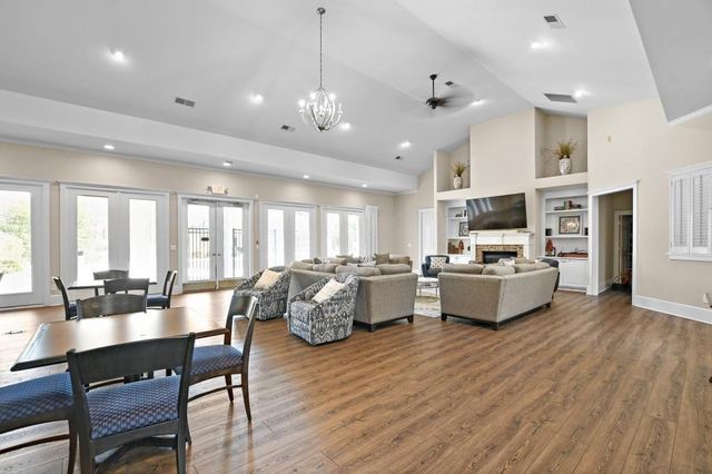 3010 Village Green Circle, Roswell, GA 30075