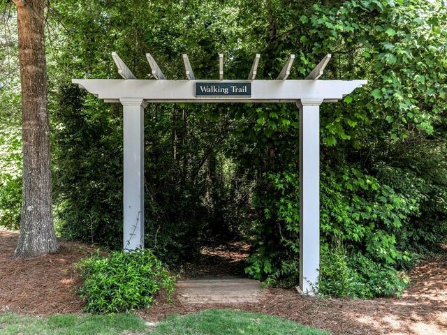 3010 Village Green Circle, Roswell, GA 30075