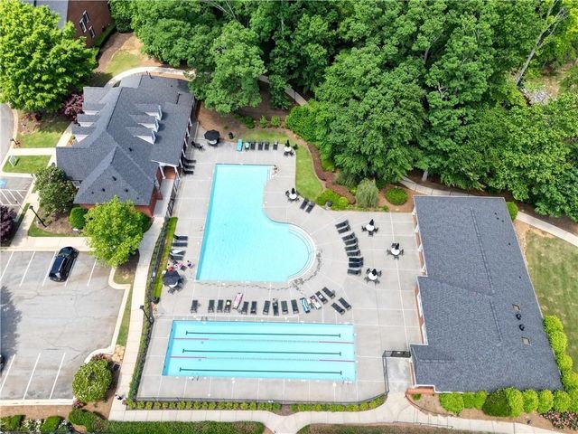 3010 Village Green Circle, Roswell, GA 30075