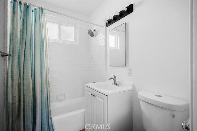 10230 Silverton 1, Tujunga (los Angeles), CA 91042