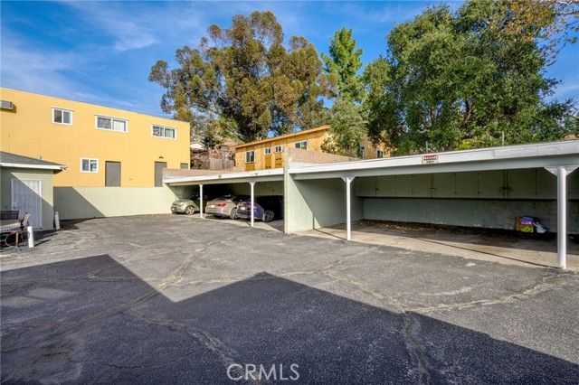 10230 Silverton 1, Tujunga (los Angeles), CA 91042