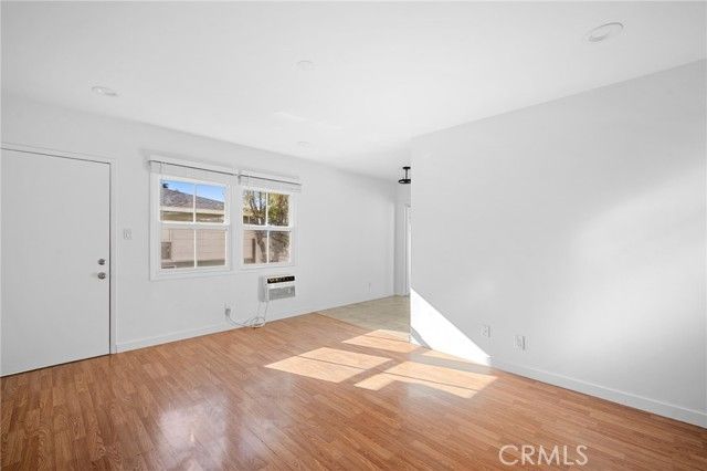 10230 Silverton 1, Tujunga (los Angeles), CA 91042