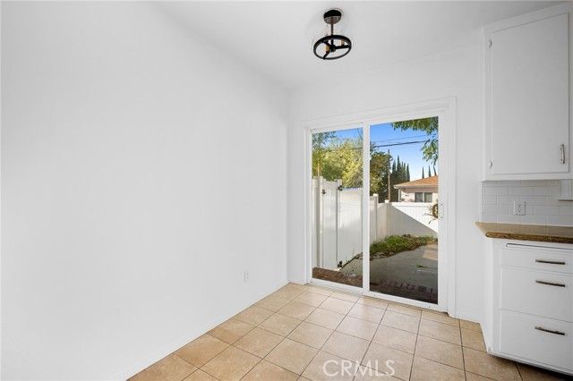 10230 Silverton 1, Tujunga (los Angeles), CA 91042
