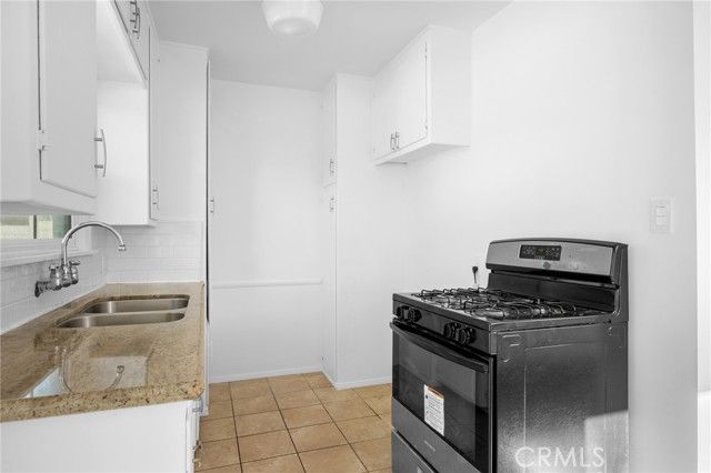 10230 Silverton 1, Tujunga (los Angeles), CA 91042